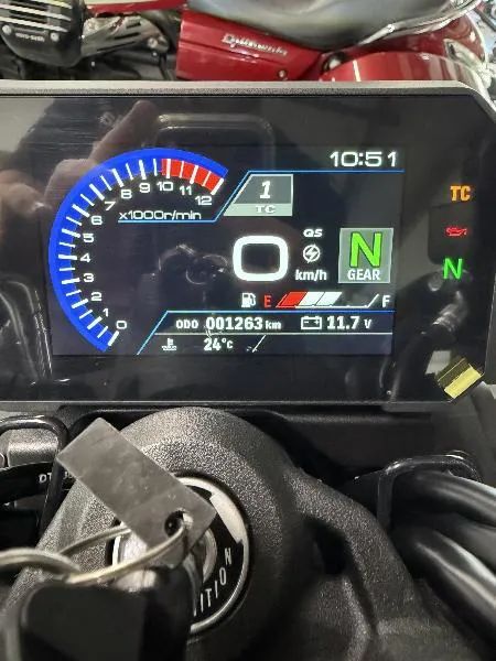 GSX8S