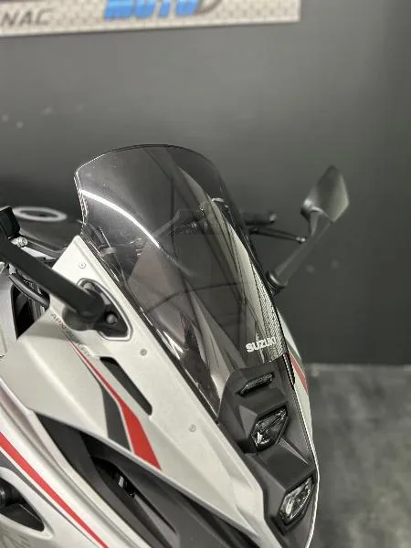 GSX8R