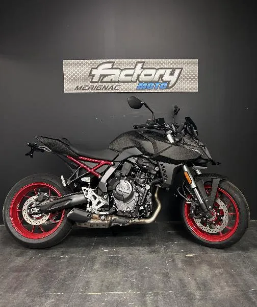 GSX8S