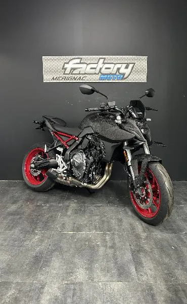 GSX8S