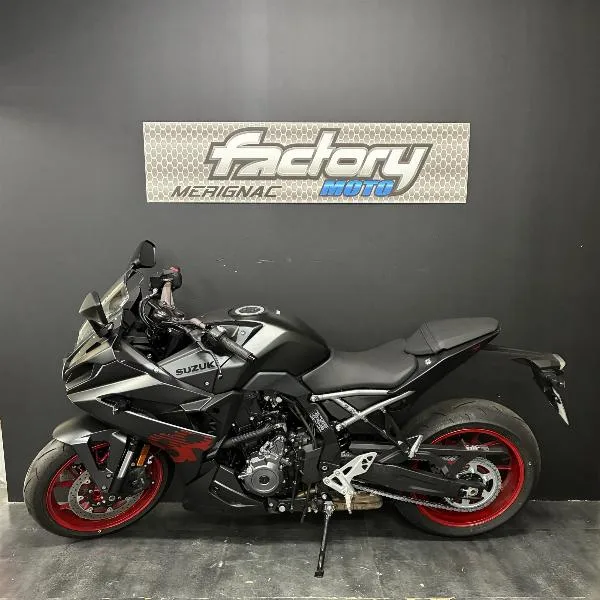 GSX8R