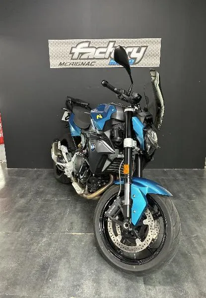 F 900 R