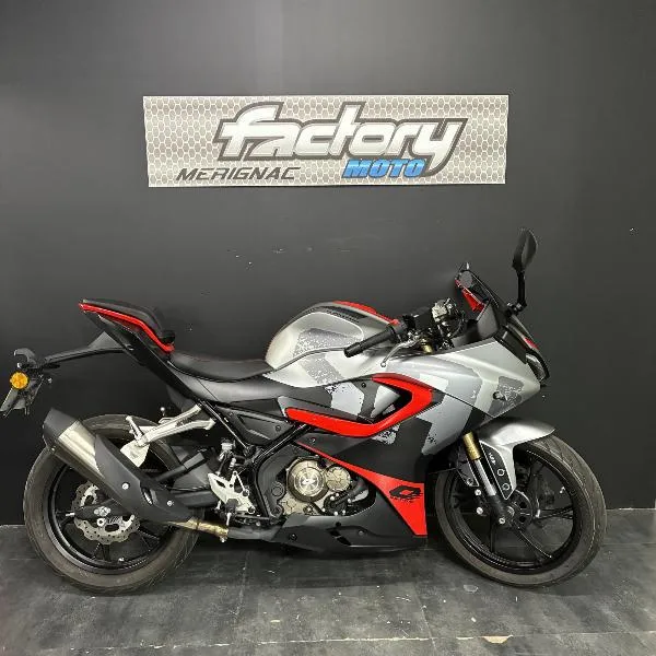 SRK 125 R