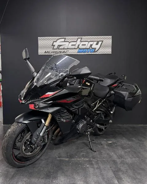 GSXS 1000 GT