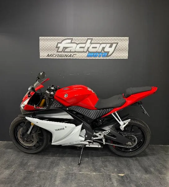 YZFR 125