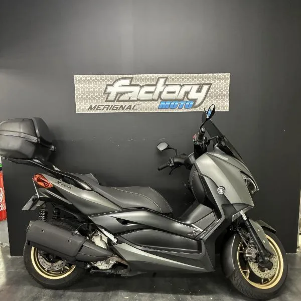 XMAX 300 Tech Max