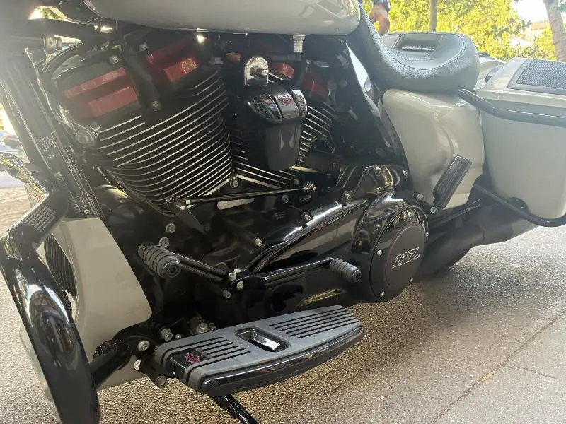 TOURING STREET GLIDE 1923 CVO 