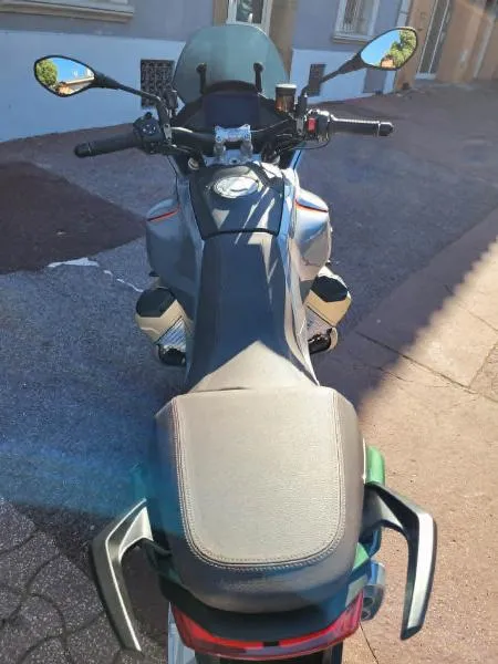 V100  MANDELLO