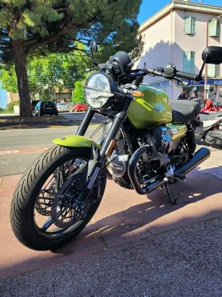 V7 SPORT 850