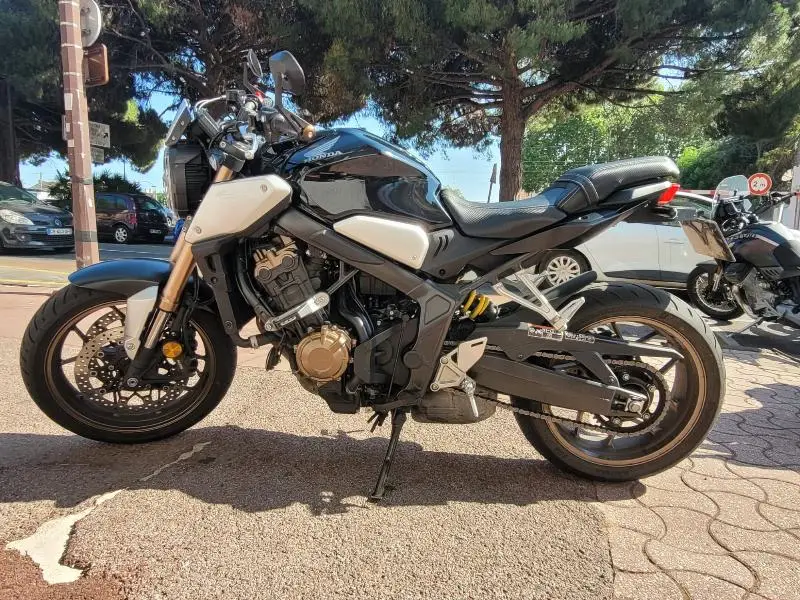 CB650R Four Edition Spécial