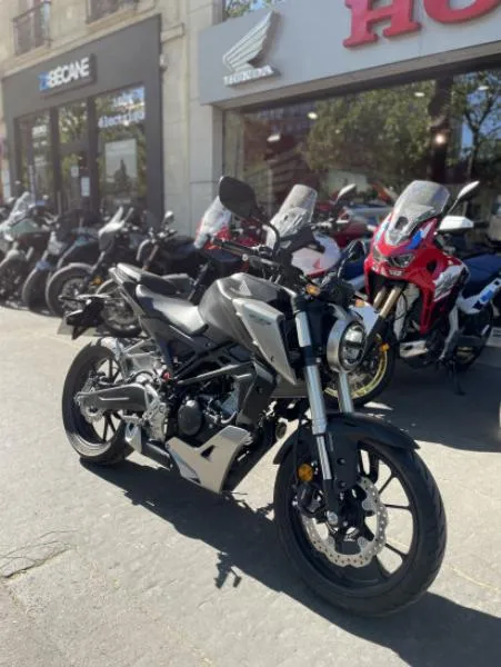 CB125R
