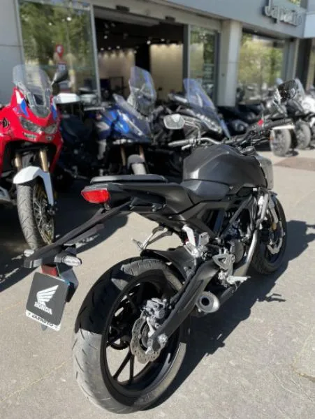 CB125R