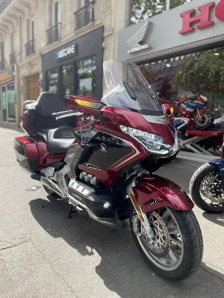 GL 1800 GOLDWING DCT