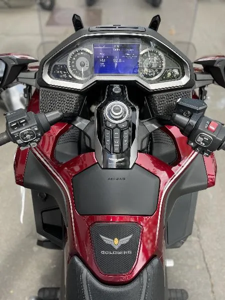 GL 1800 GOLDWING DCT