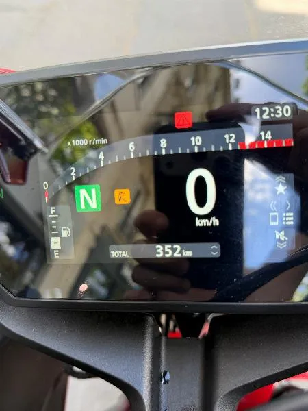 CBR 650  R