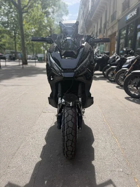 XADV 750