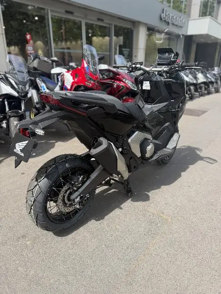XADV 750