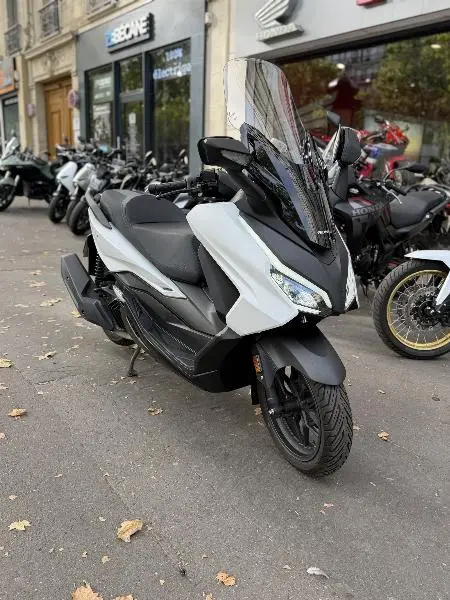 NSS FORZA 125 2025