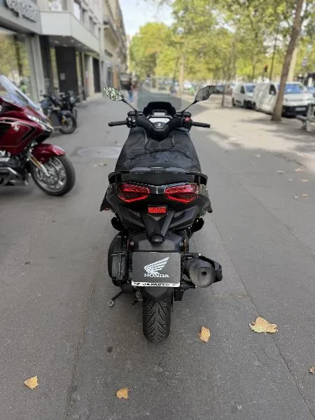 XMAX 125