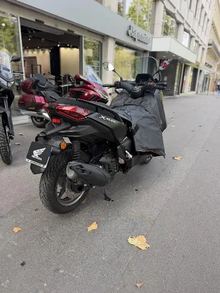 XMAX 125
