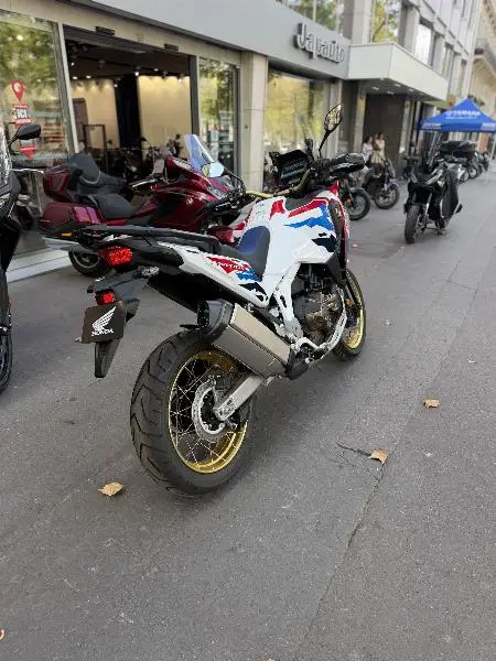 CRF 1100 L AFRICA TWIN  ADVENTURE SPORTS DCT