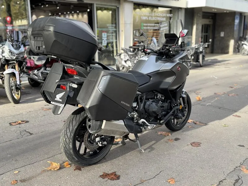 NT 1100 DCT