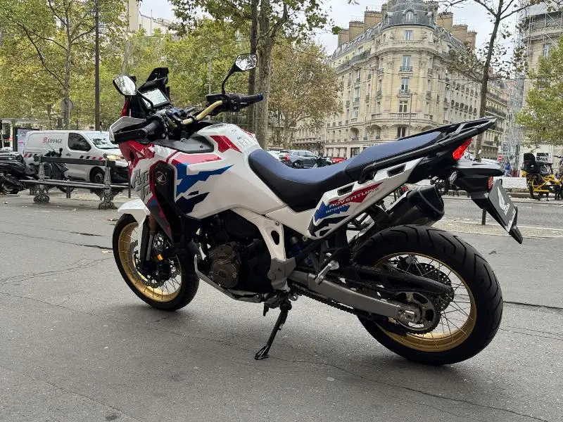 CRF 1100 L AFRICA TWIN  ADVENTURE SPORTS DCT