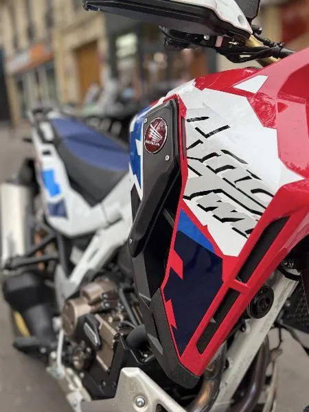 CRF 1100 L AFRICA TWIN  ADVENTURE SPORTS DCT