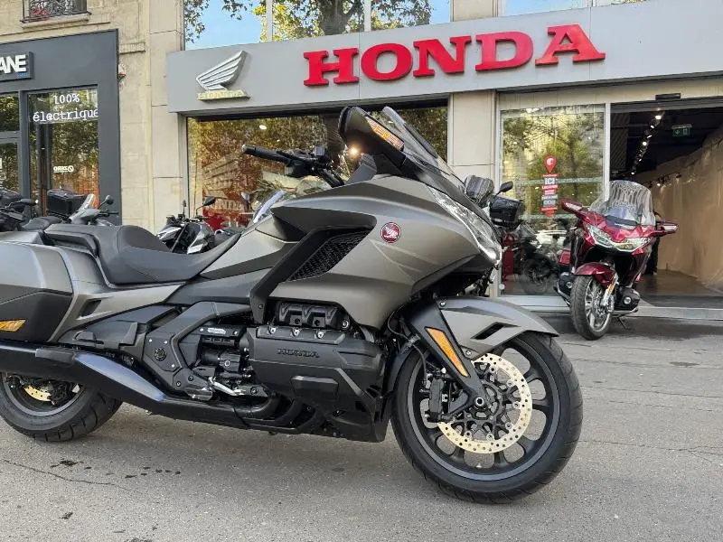 GL 1800