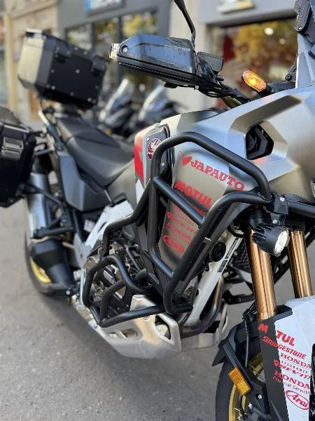 CRF 1100 L AFRICA TWIN  ADVENTURE SPORTS DCT