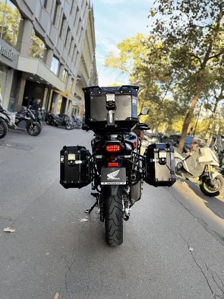CRF 1100 L AFRICA TWIN  ADVENTURE SPORTS DCT