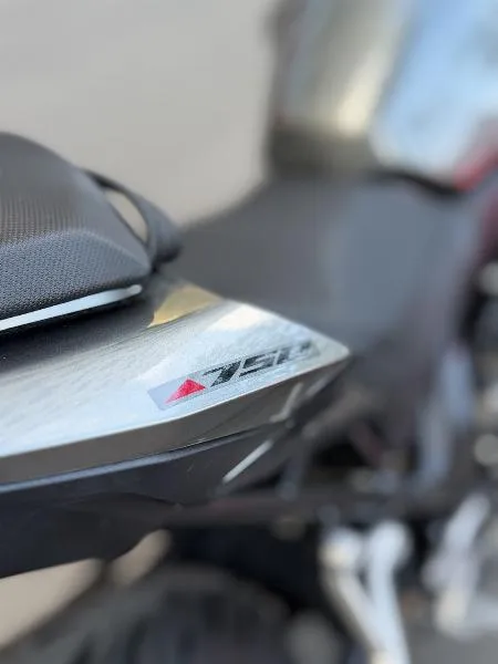 CB 750 HORNET