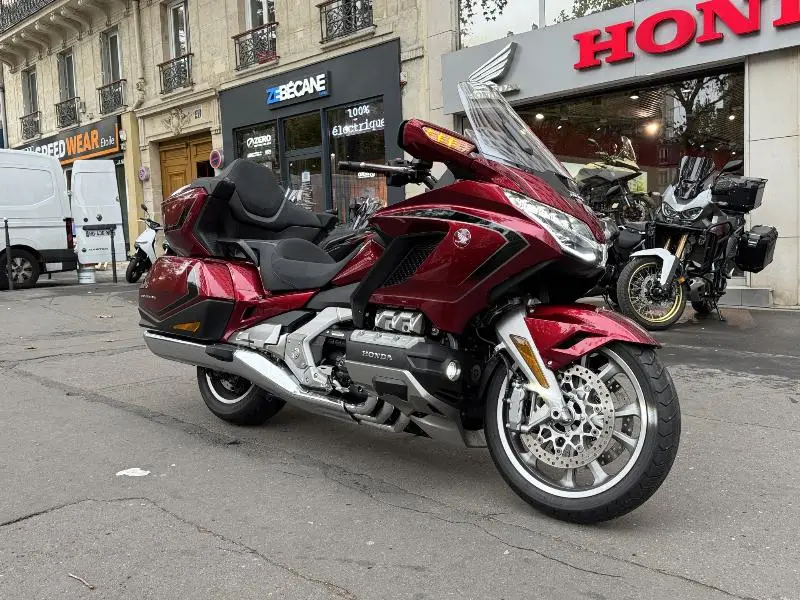 GL 1800 GOLDWING TOURING DCT