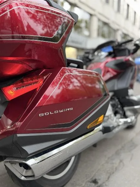 GL 1800 GOLDWING TOURING DCT
