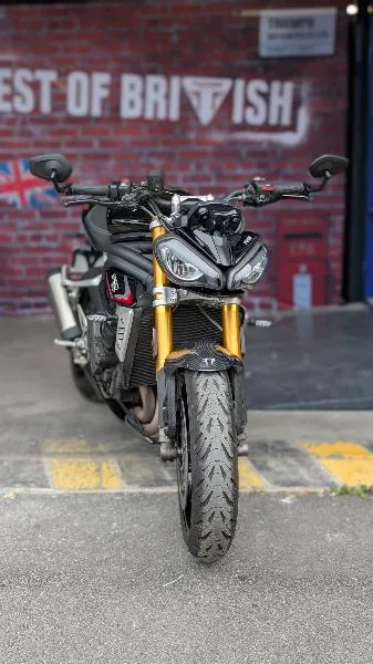 SPEED TRIPLE 1200 RS