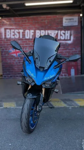 GSXS 1000 GT