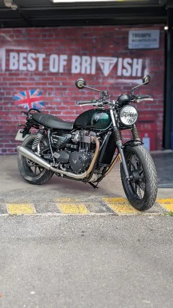 SPEED TWIN 900