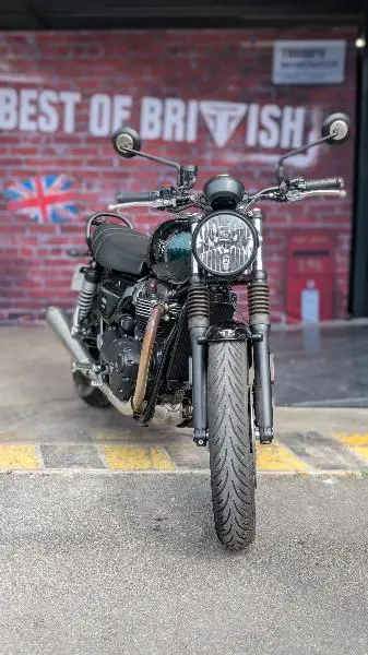 SPEED TWIN 900