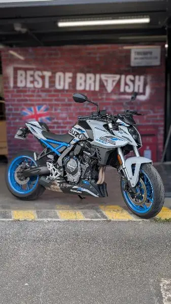 GSX8S