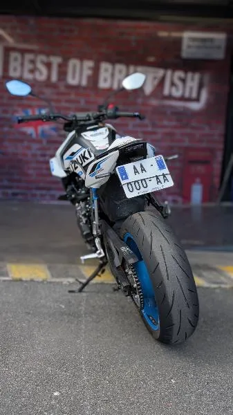 GSX8S