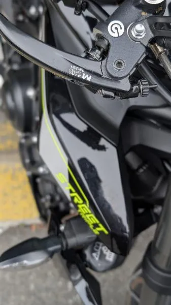 STREET TRIPLE 765 RS