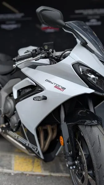 	DAYTONA 660