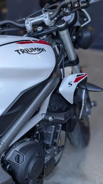 STREET TRIPLE 660 S A2