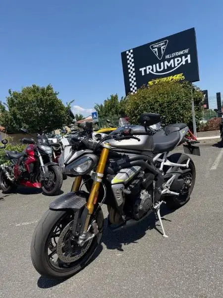 SPEED TRIPLE 1200 RS