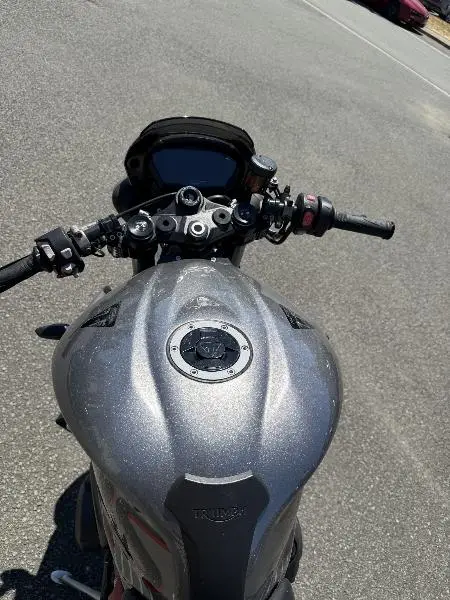 STREET TRIPLE 765 RS
