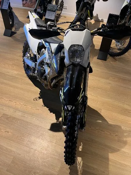TF 250E
