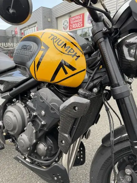 TRIDENT 660