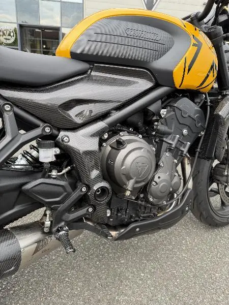 TRIDENT 660