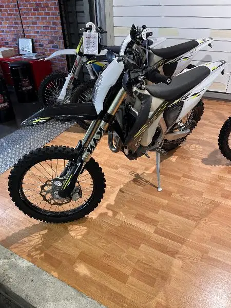 TF 450E