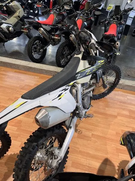 TF 450E